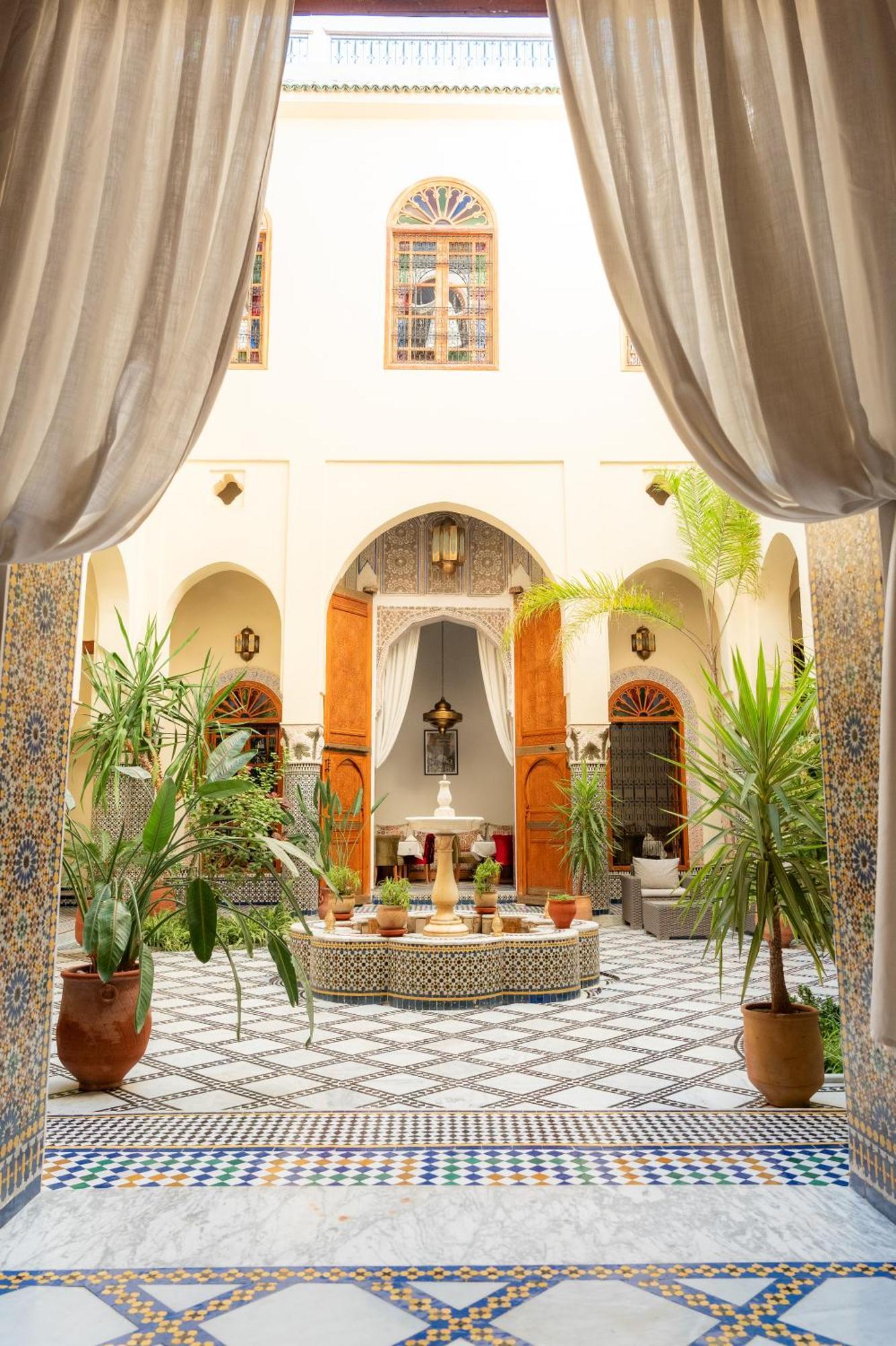 Riad Al Ansari Hotel เฟส ภายนอก รูปภาพ